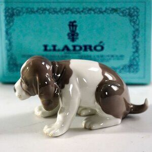 NIB Vintage, Lladro "Hurt Dog" Porcelain Figurine